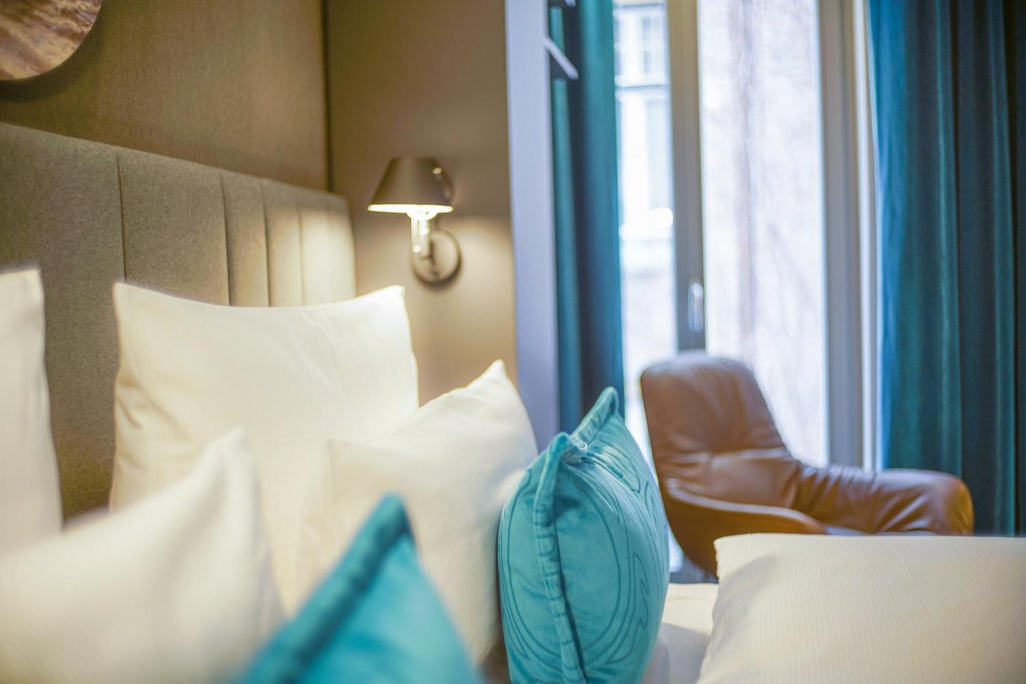 Motel One Luebeck Esterno foto