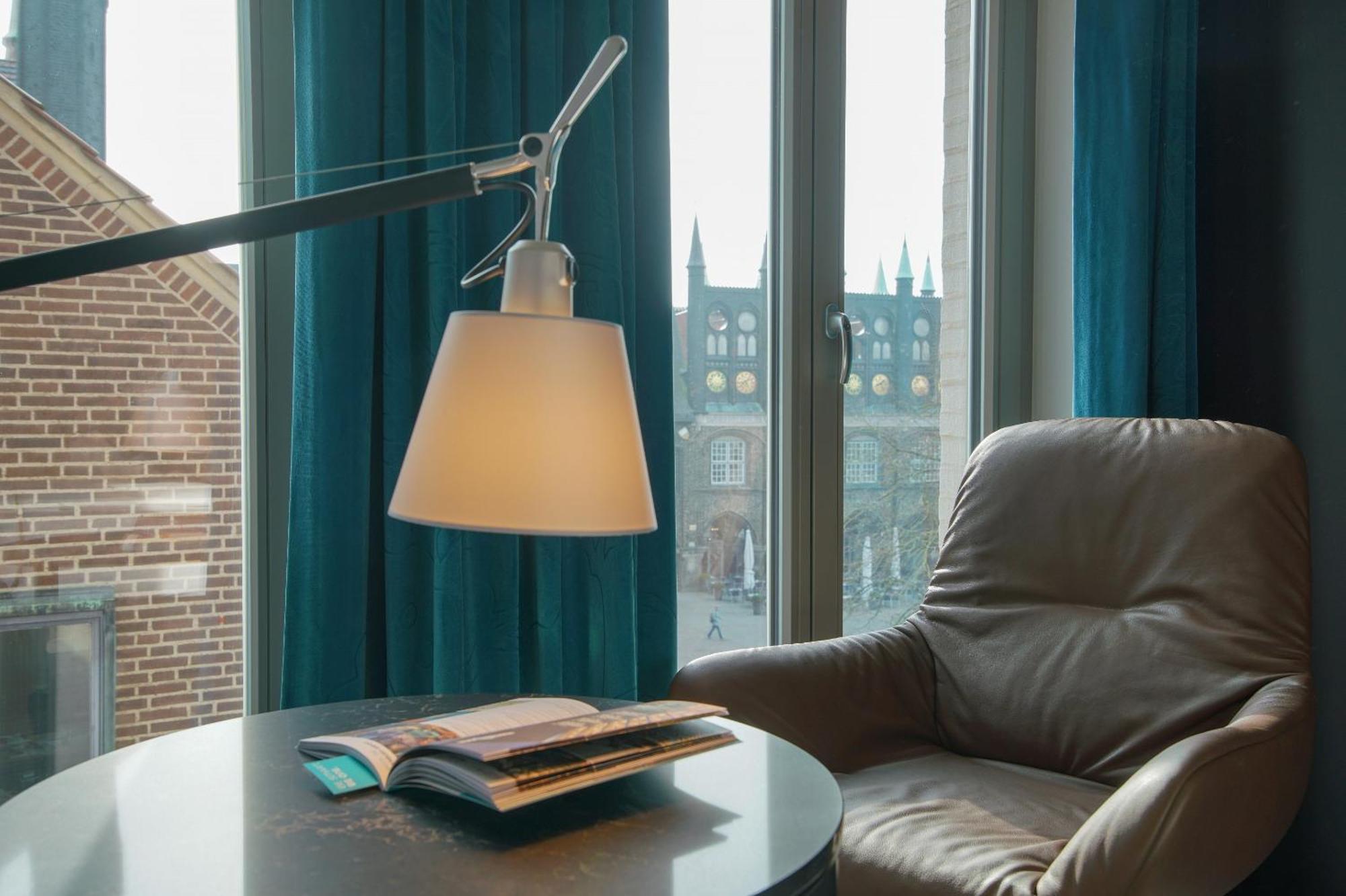 Motel One Luebeck Esterno foto