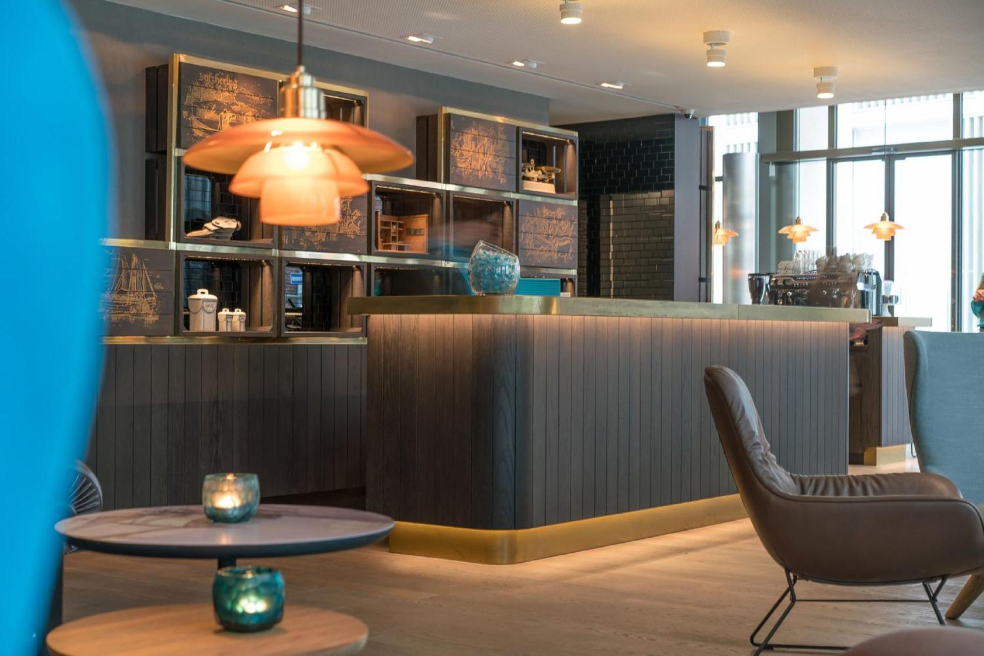 Motel One Luebeck Esterno foto