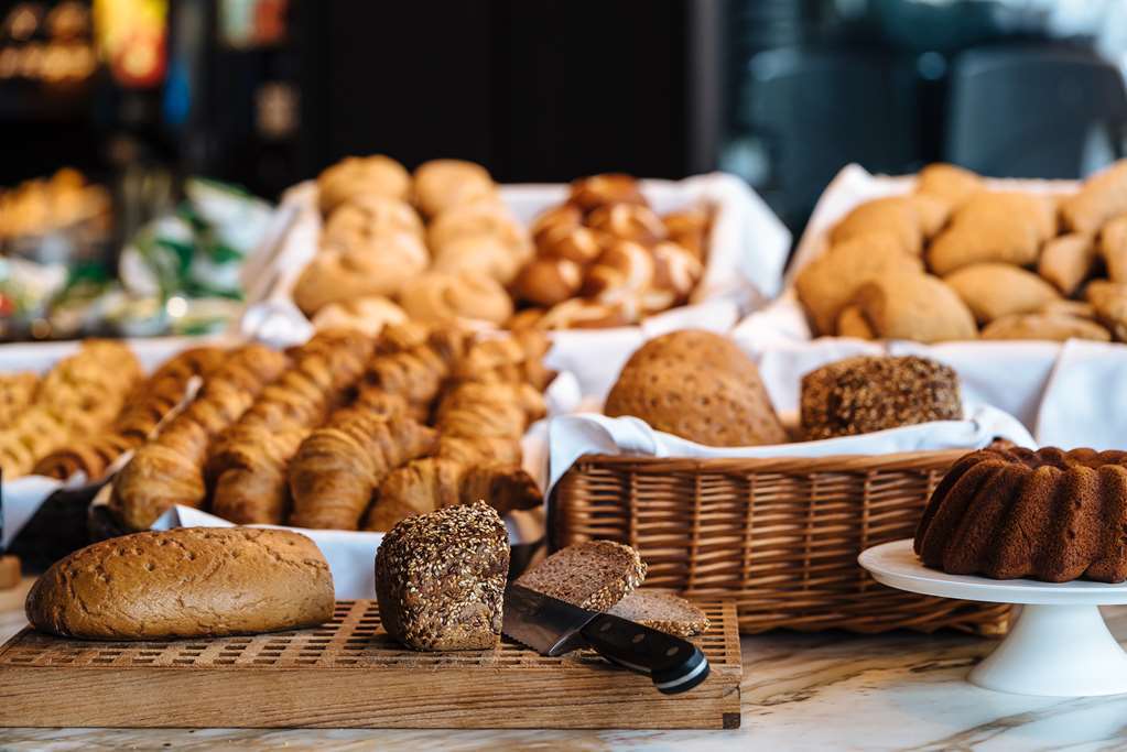 Motel One Luebeck Ristorante foto